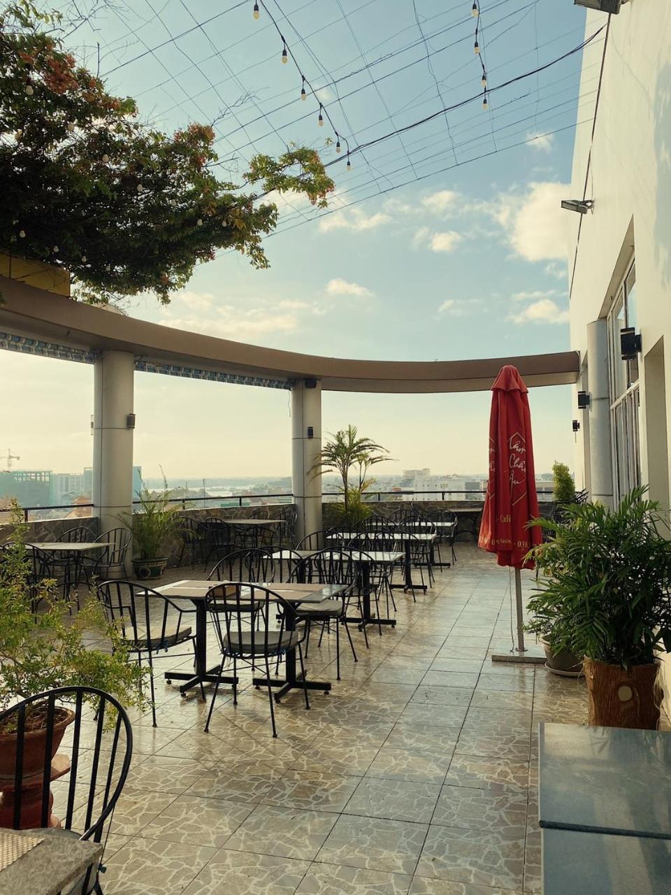 Hoa Binh 1 Hotel Long Xuyên Εξωτερικό φωτογραφία